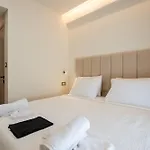Ocean 11 Apartment *