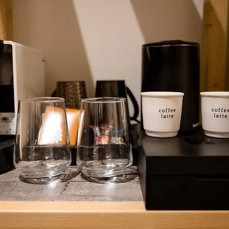 Ocean 11 Skiathos Town