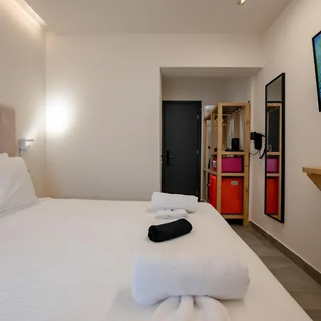 Ocean 11 * Skiathos Town