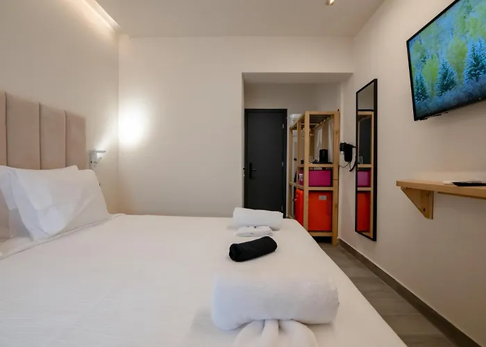 Ocean 11 * Skiathos Town